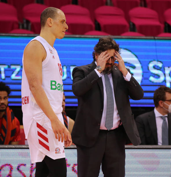 也为队员们 也为队员们